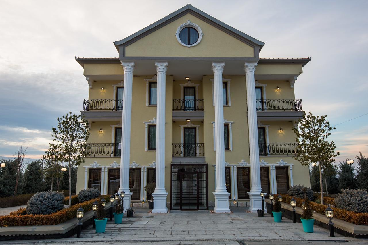 "L'Art De Vivre" Resort Корча Номер фото