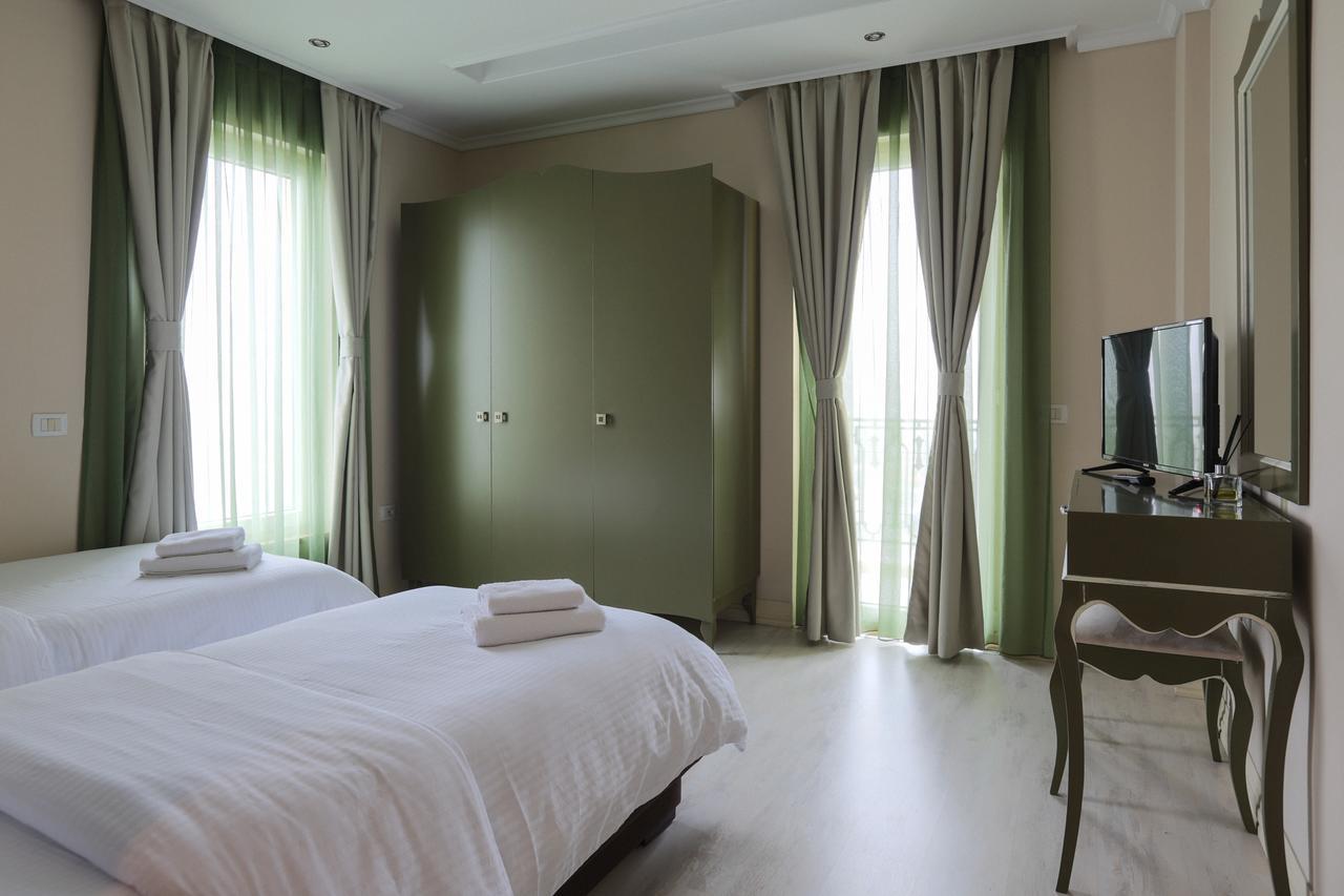 "L'Art De Vivre" Resort Корча Экстерьер фото