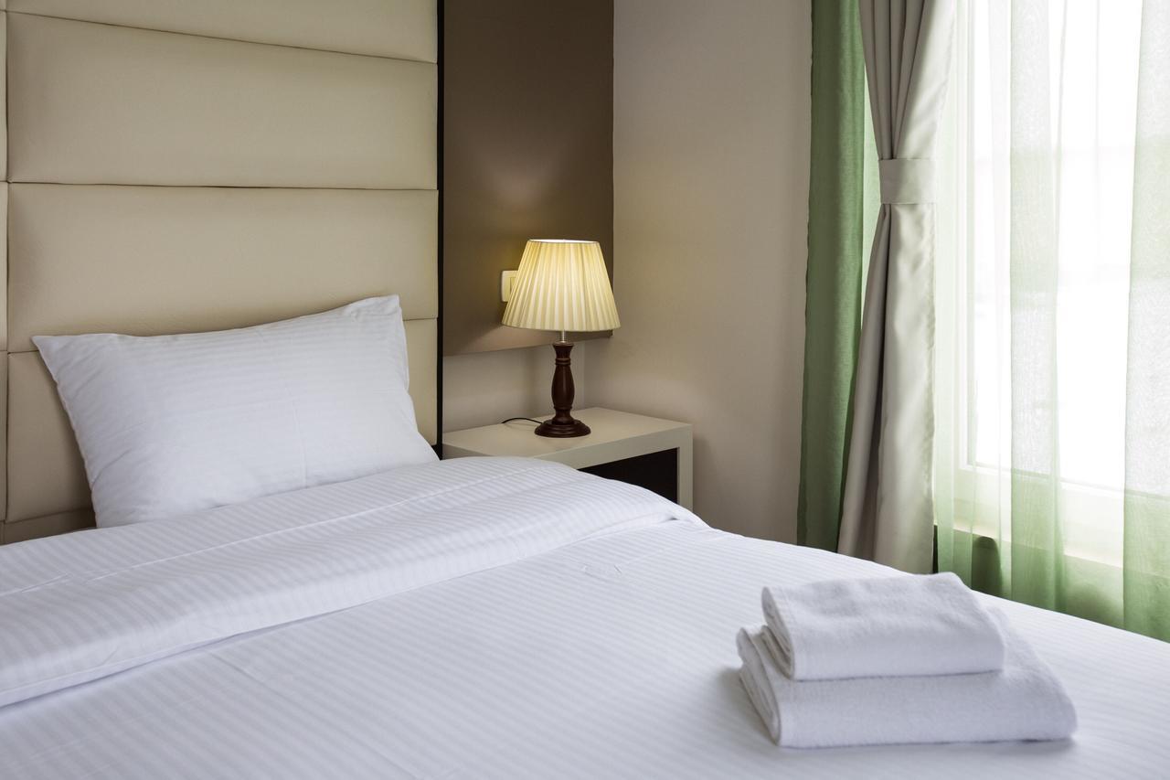 "L'Art De Vivre" Resort Корча Экстерьер фото
